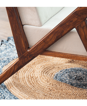 Vismit Modern Sheesham Wood Lounge Chair